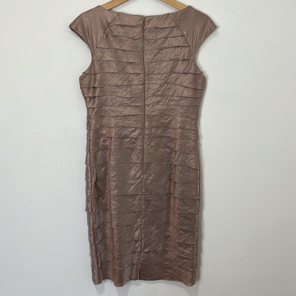 London Times Dress Women's Size 10 Midi Shutter Pleats Formal Wedding Cruise - Picture 3 of 16